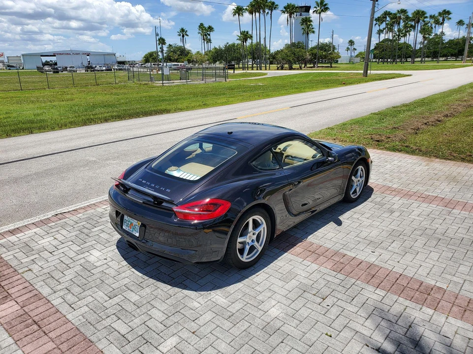 2014 Porsche 981 Cayman - Image 18 of 31