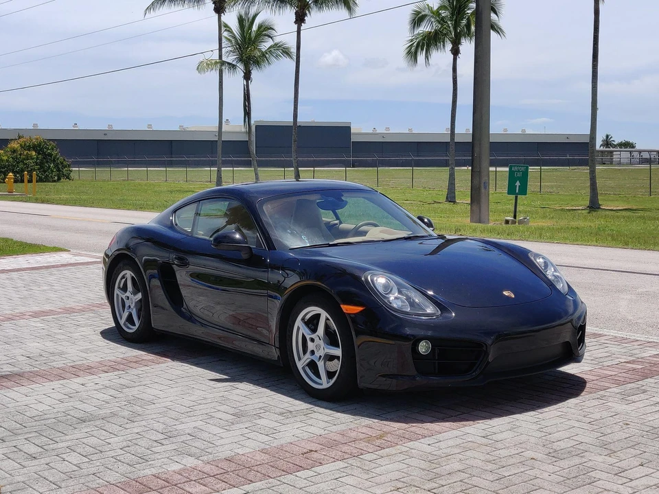 2014 Porsche 981 Cayman - Image 9 of 31