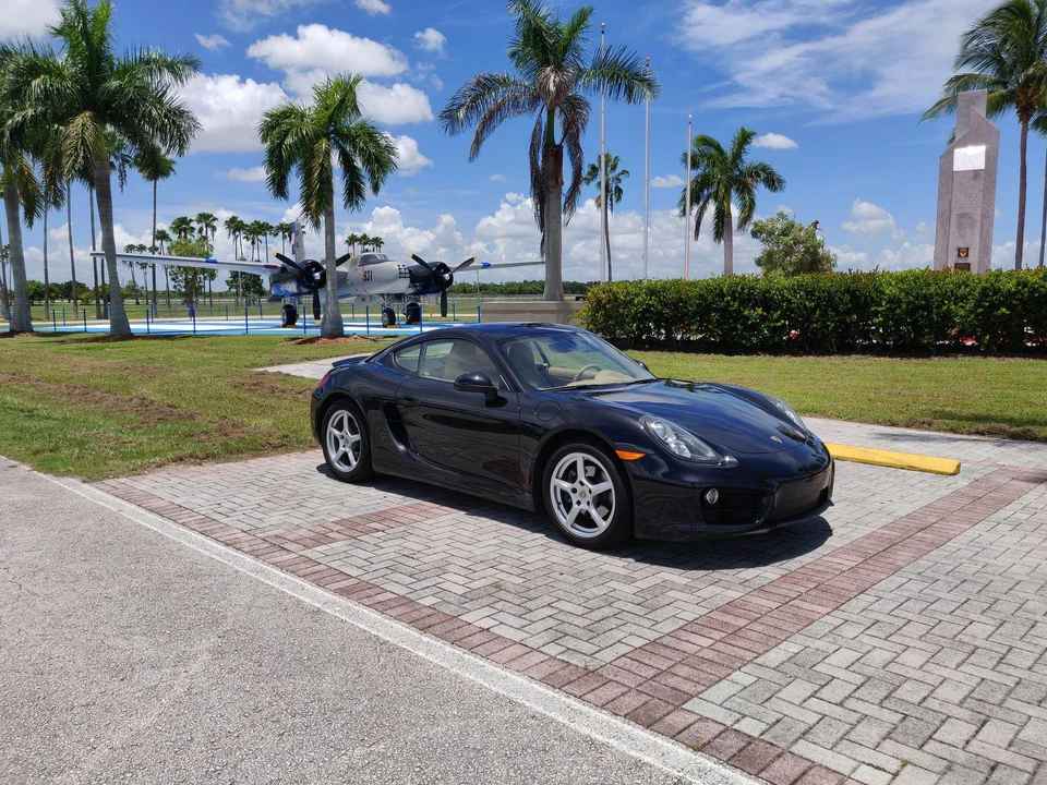 2014 Porsche 981 Cayman - Image 7 of 31
