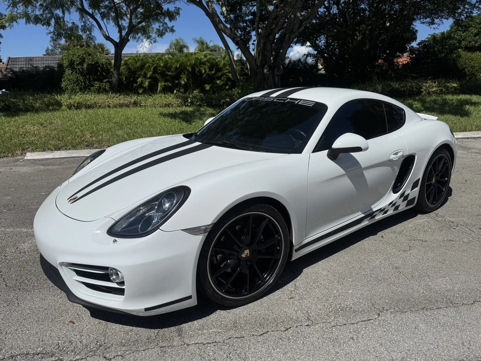 2014 Porsche 981 Cayman - Image 3 of 31