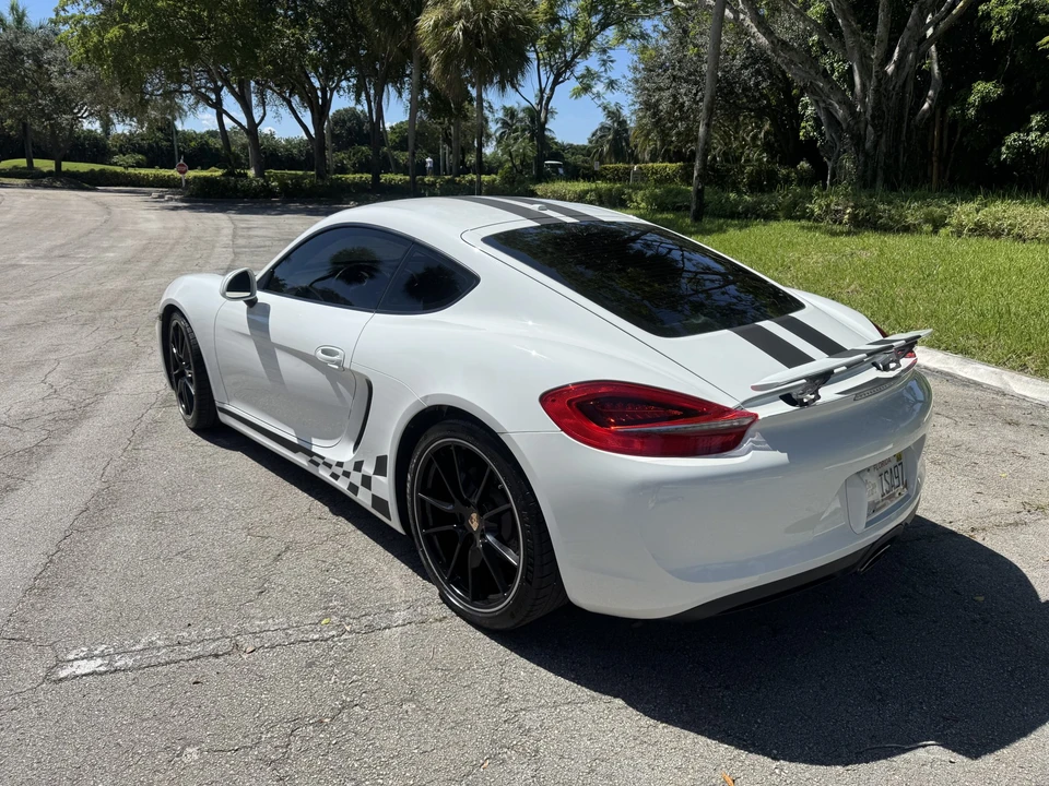 2014 Porsche 981 Cayman - Image 26 of 31