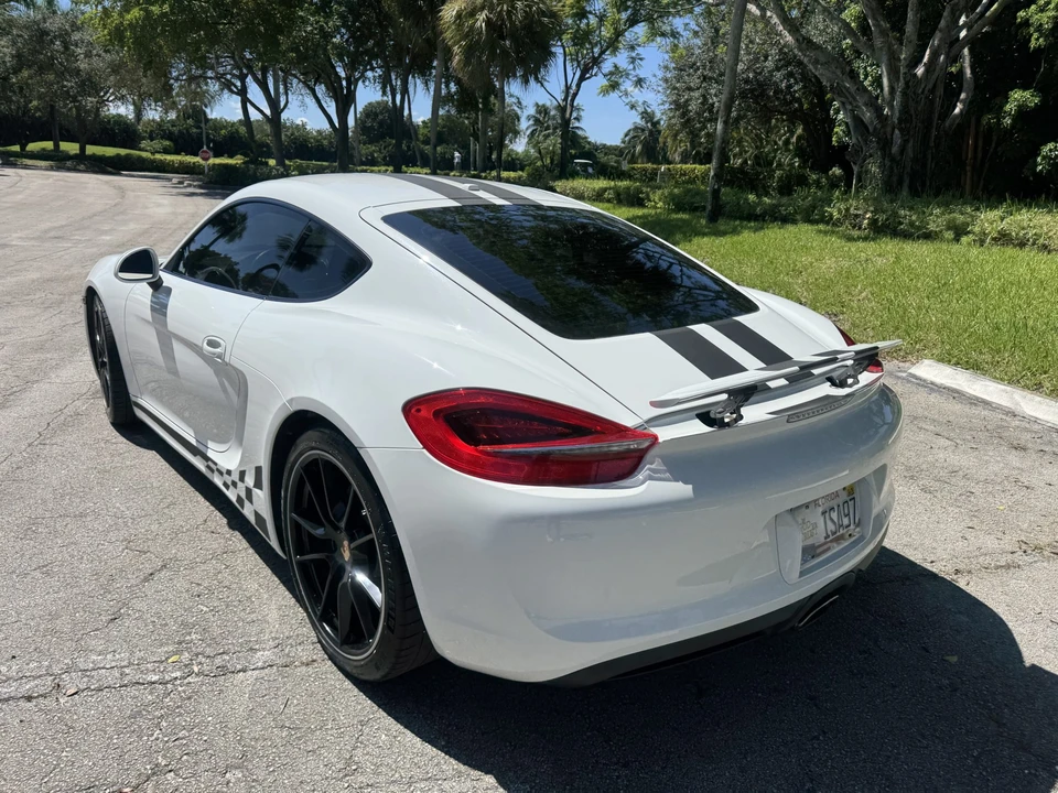 2014 Porsche 981 Cayman - Image 25 of 31