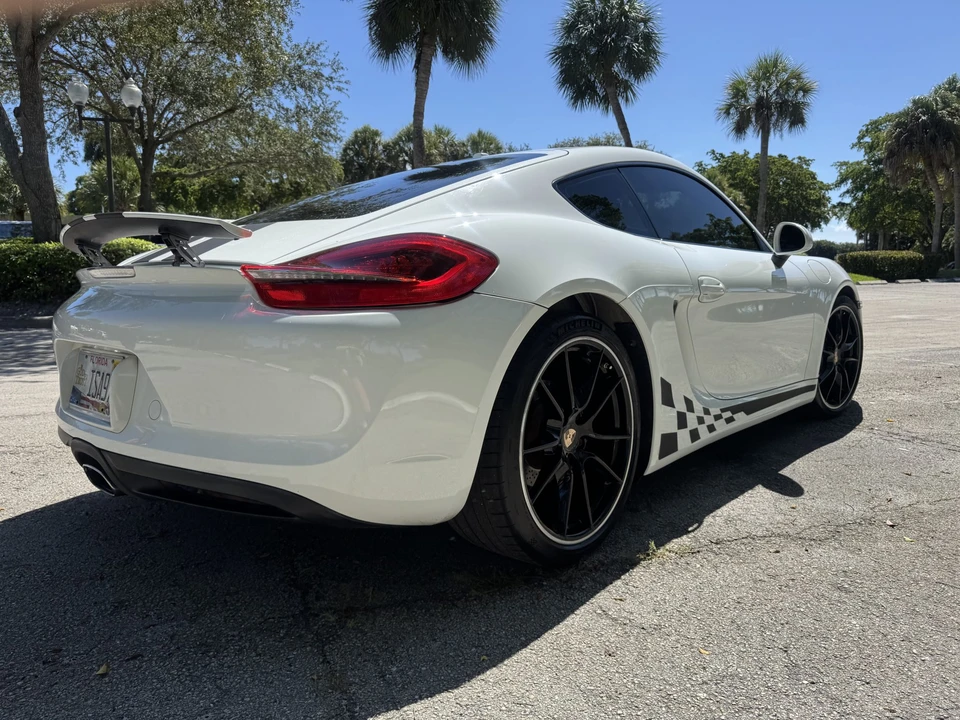 2014 Porsche 981 Cayman - Image 15 of 31