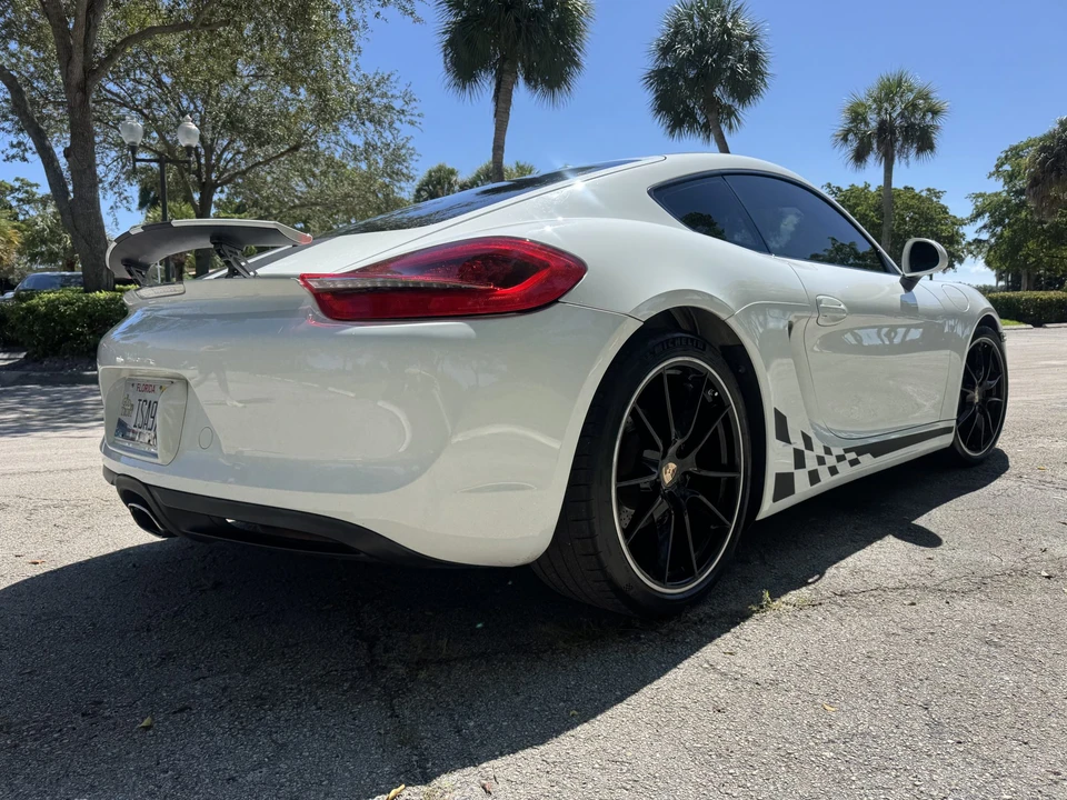 2014 Porsche 981 Cayman - Image 14 of 31