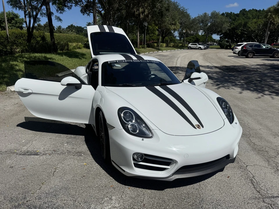 2014 Porsche 981 Cayman - Image 28 of 31
