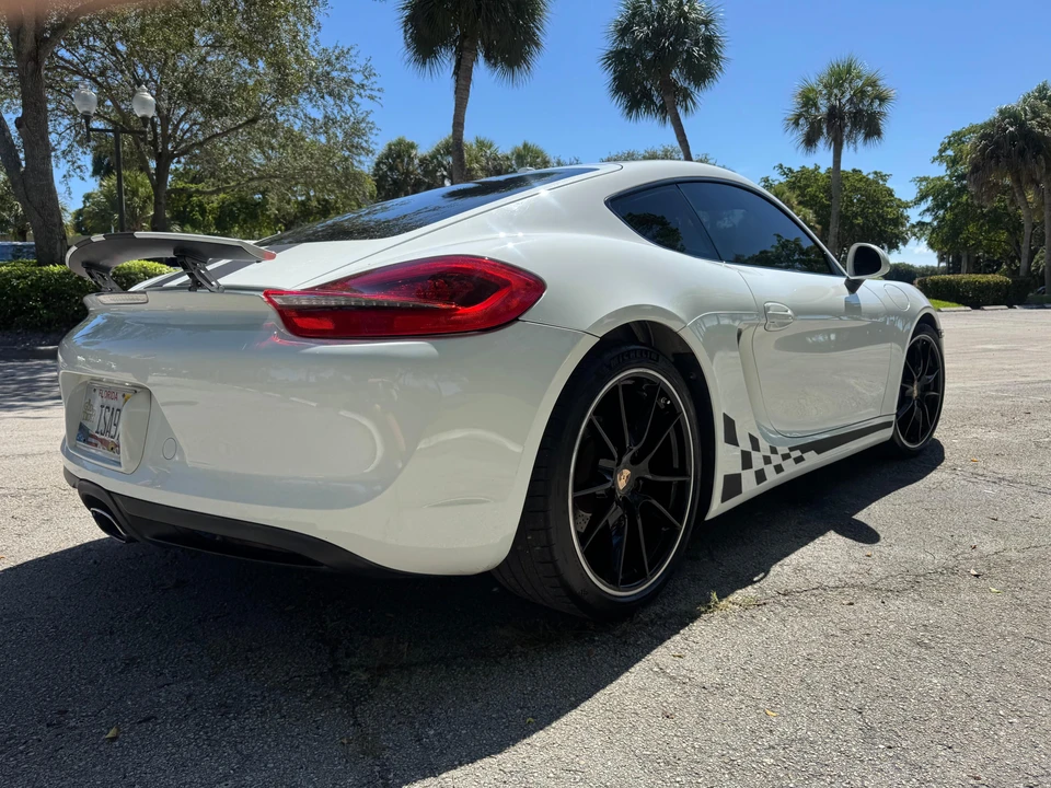 2014 Porsche 981 Cayman - Image 20 of 31