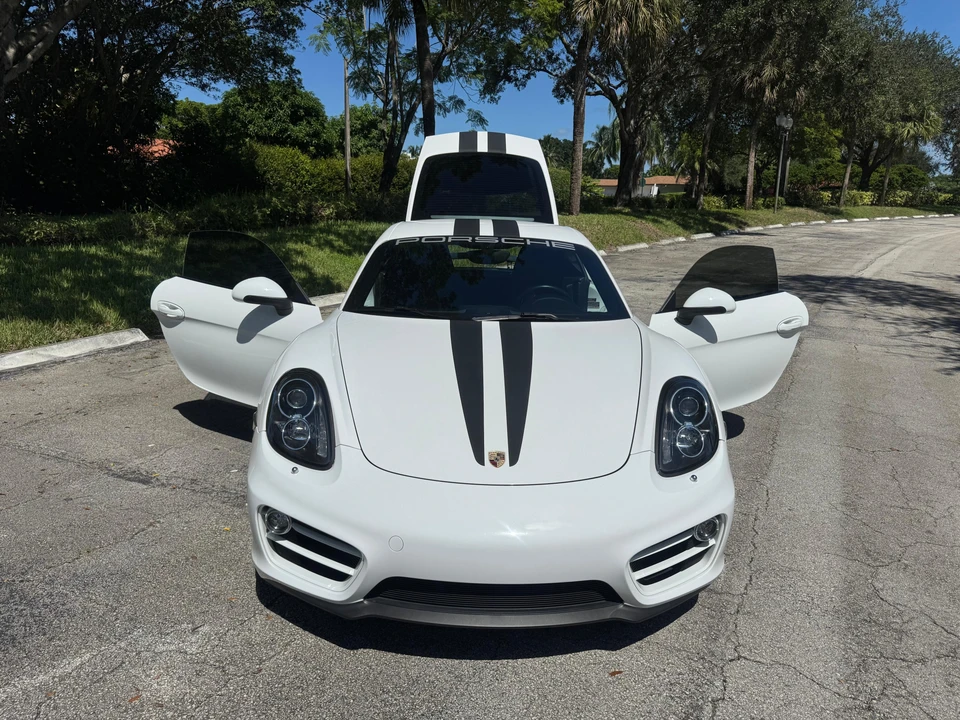 2014 Porsche 981 Cayman - Image 30 of 31