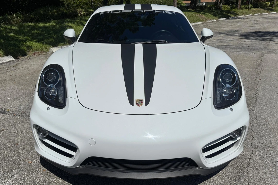 2014 Porsche 981 Cayman - Image 2 of 31