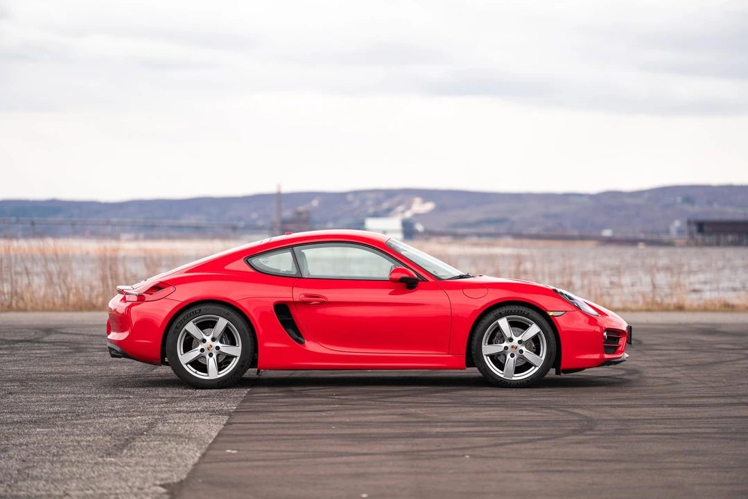2014 Porsche 981 Cayman - Image 3 of 31