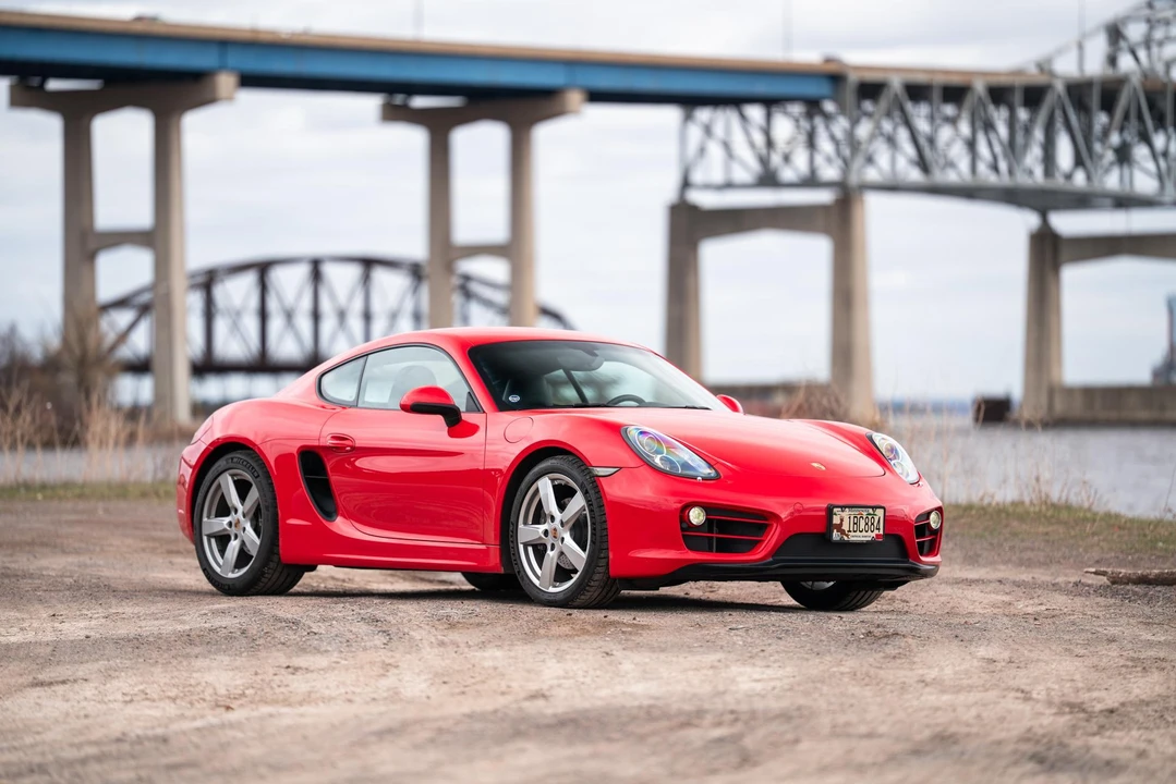 2014 Porsche 981 Cayman - Image 28 of 31