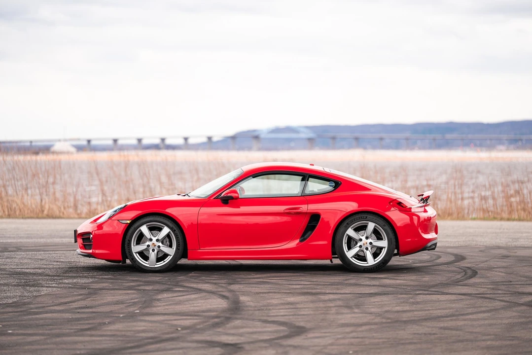 2014 Porsche 981 Cayman - Image 11 of 31