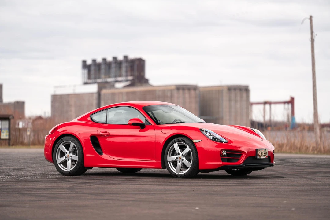 2014 Porsche 981 Cayman - Image 26 of 31