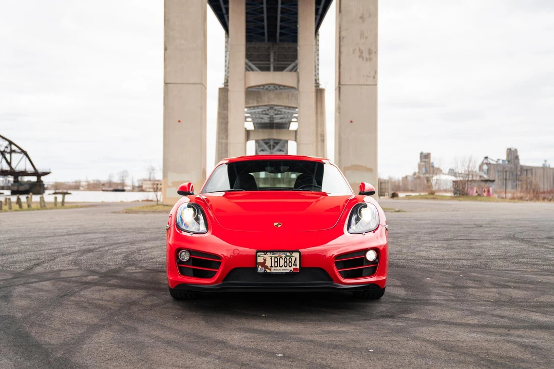 2014 Porsche 981 Cayman - Image 7 of 31
