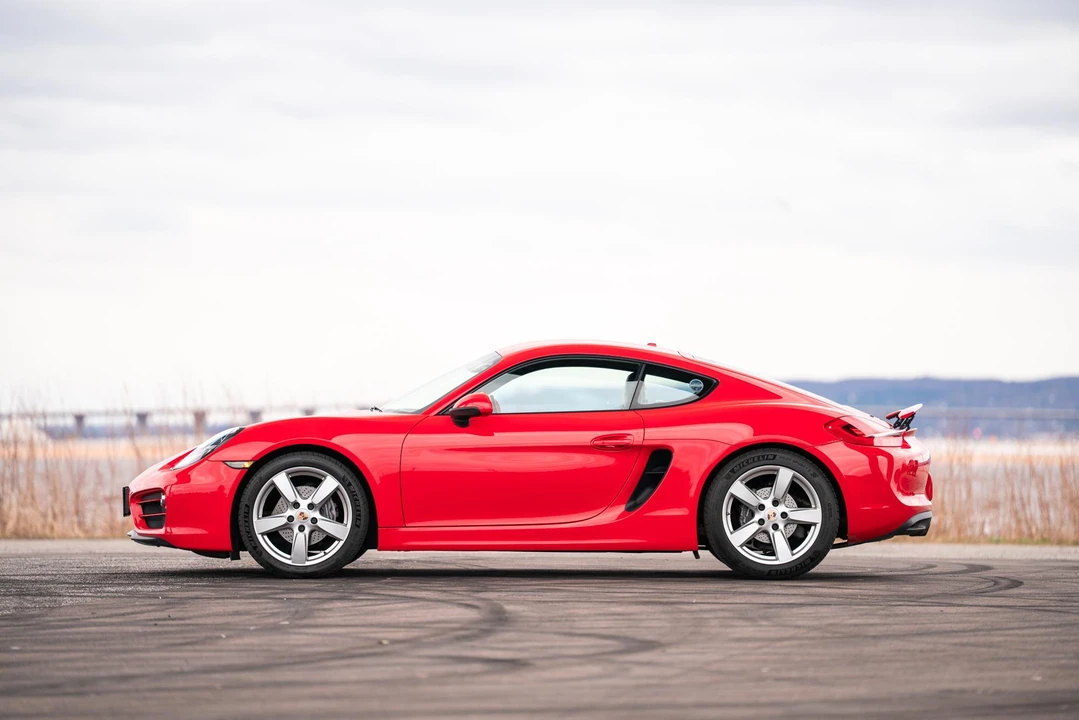 2014 Porsche 981 Cayman - Image 12 of 31