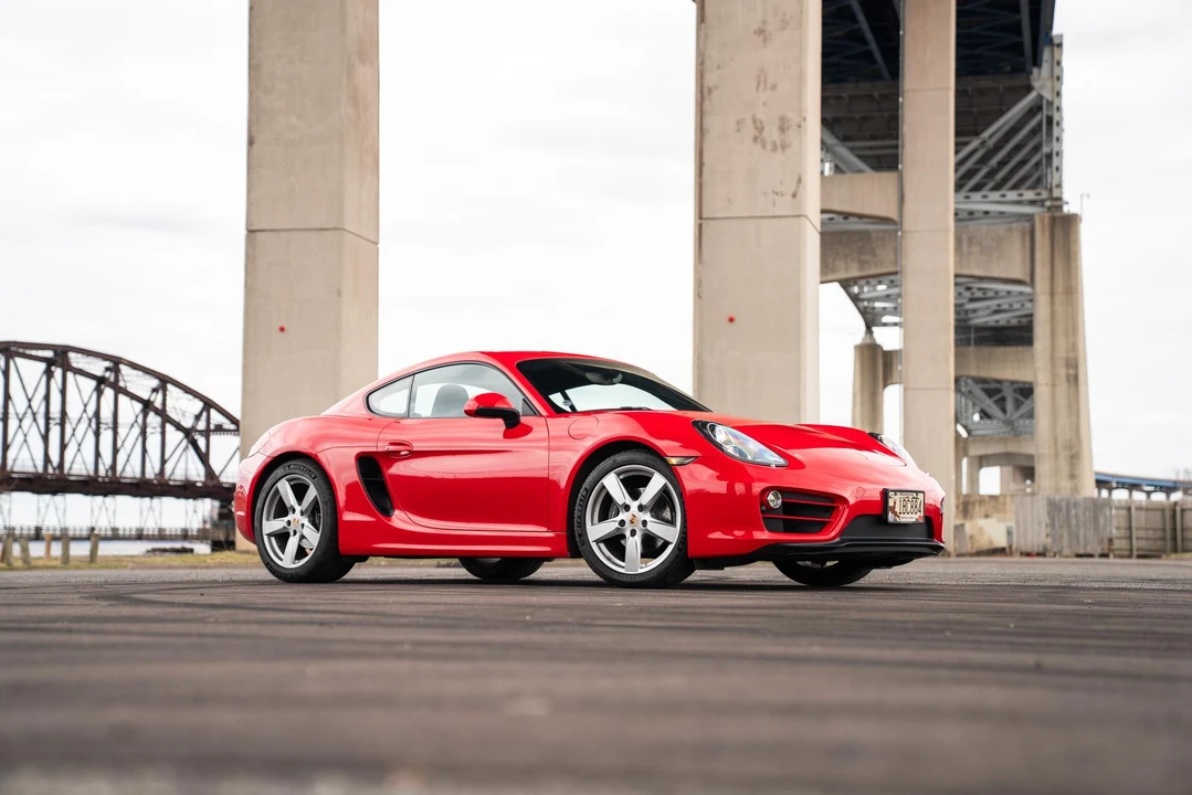 2014 Porsche 981 Cayman - Image 27 of 31