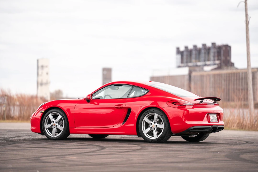 2014 Porsche 981 Cayman - Image 13 of 31