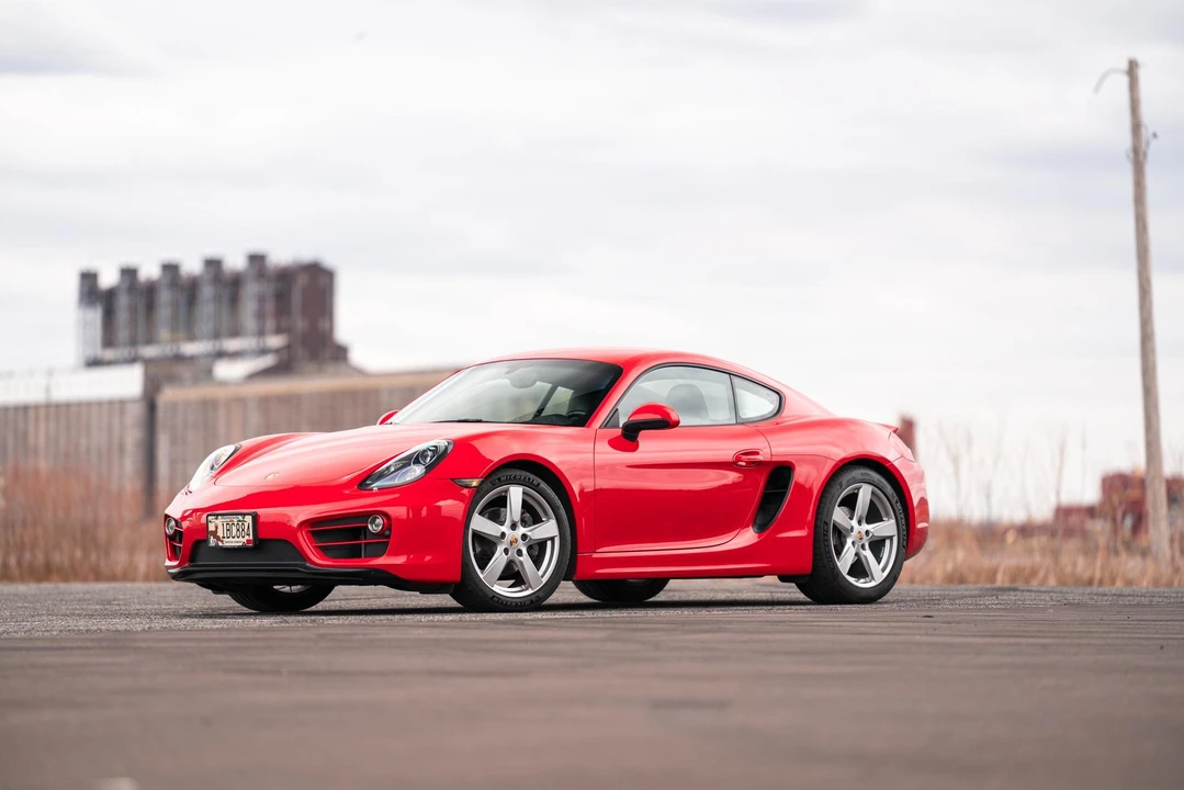 2014 Porsche 981 Cayman - Image 10 of 31
