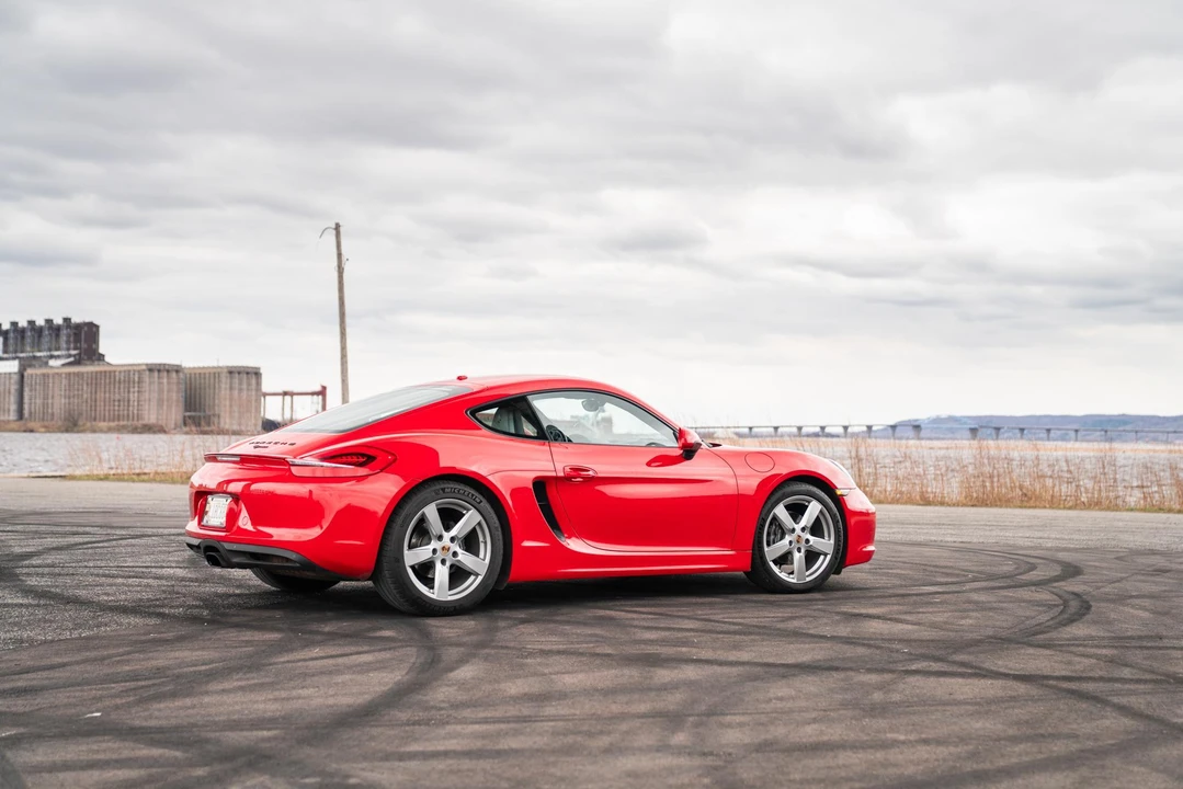 2014 Porsche 981 Cayman - Image 23 of 31