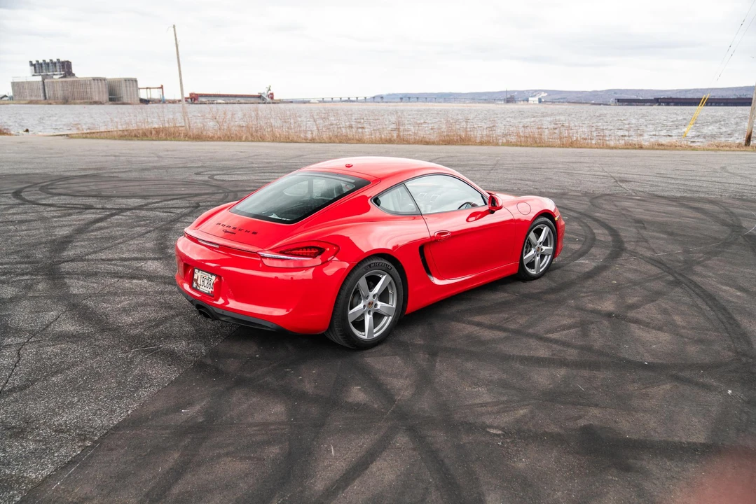 2014 Porsche 981 Cayman - Image 19 of 31