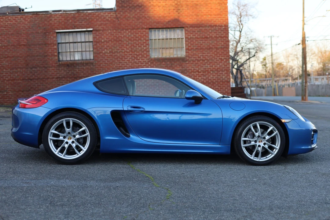 2014 Porsche 981 Cayman - Image 8 of 31