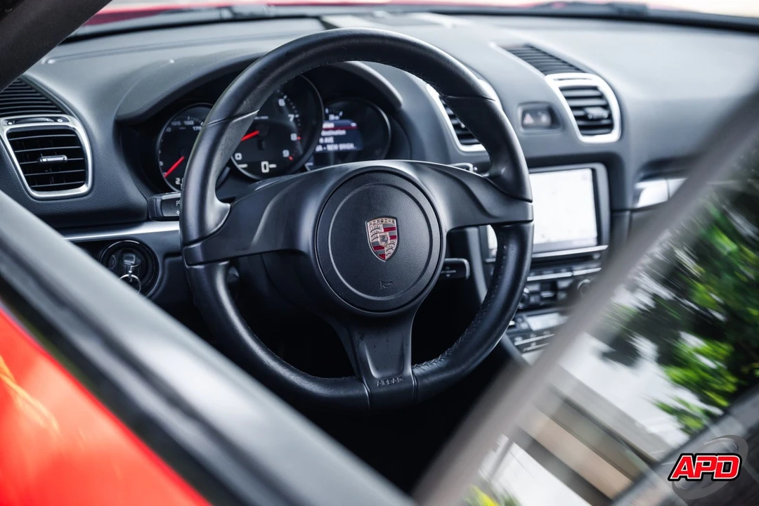 2014 Porsche 981 Cayman - Image 6 of 12