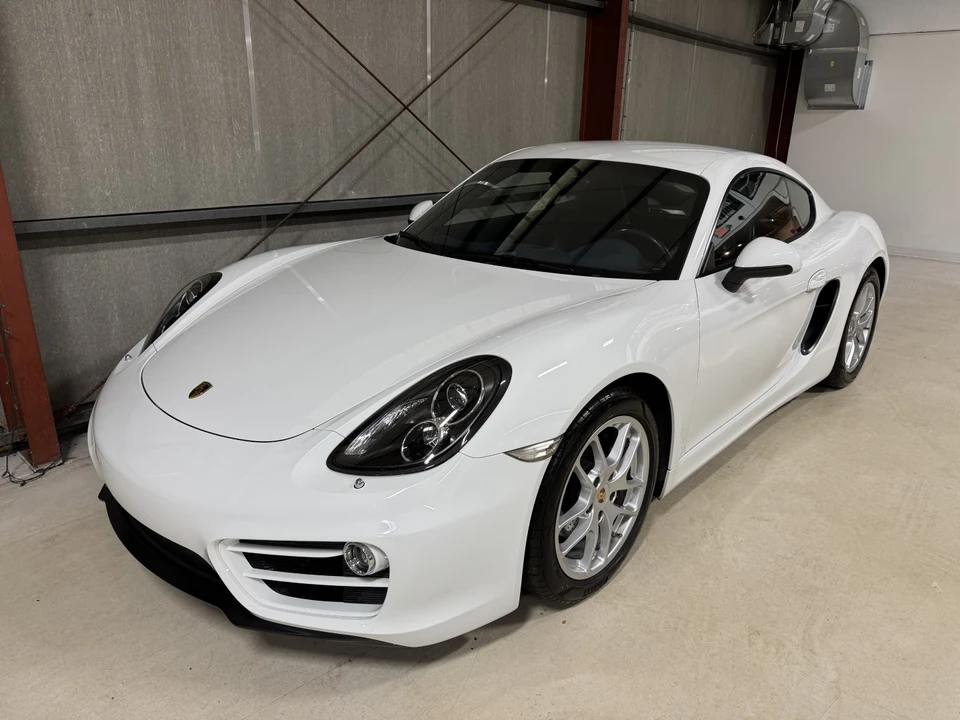 2014 Porsche 981 Cayman - Image 2 of 31