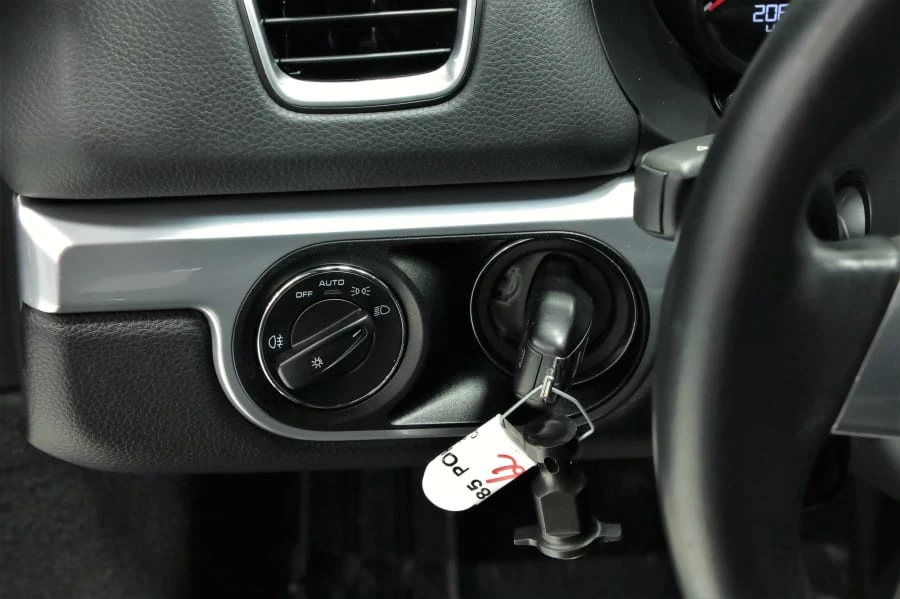 2014 Porsche 981 Cayman - Image 18 of 31