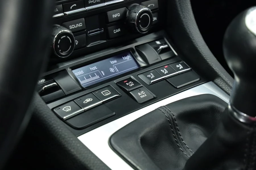 2014 Porsche 981 Cayman - Image 22 of 31