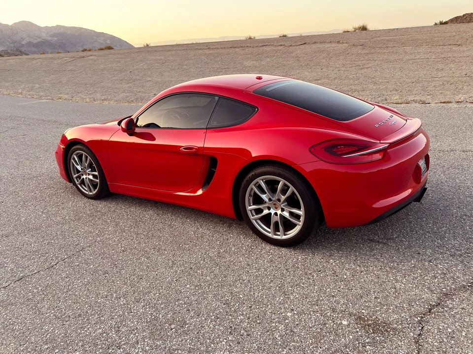 2014 Porsche 981 Cayman - Image 16 of 30