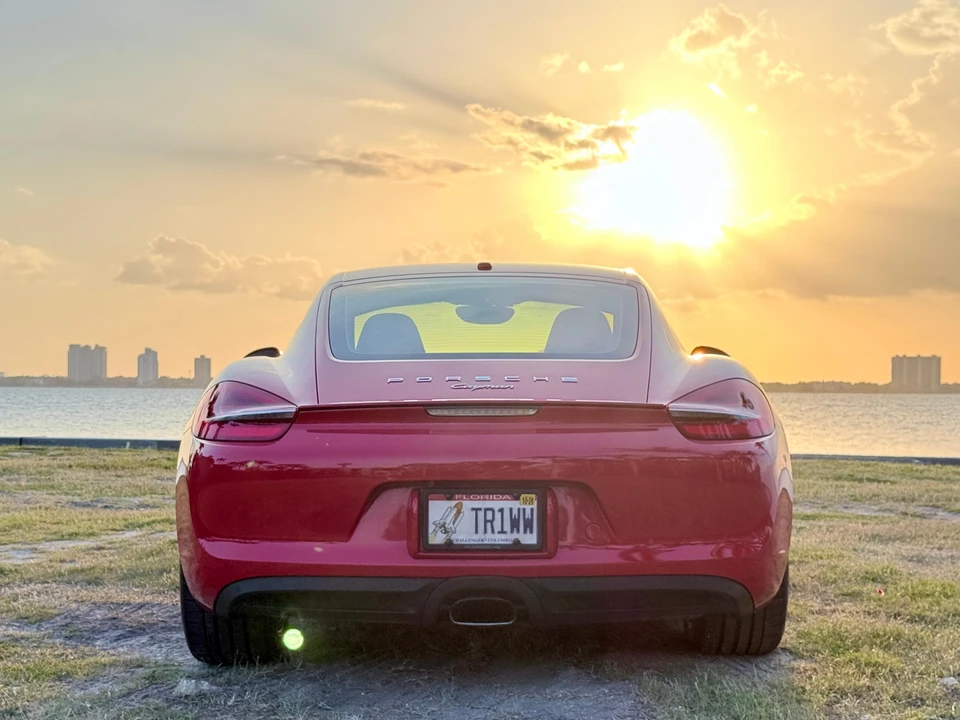 2014 Porsche 981 Cayman - Image 17 of 31
