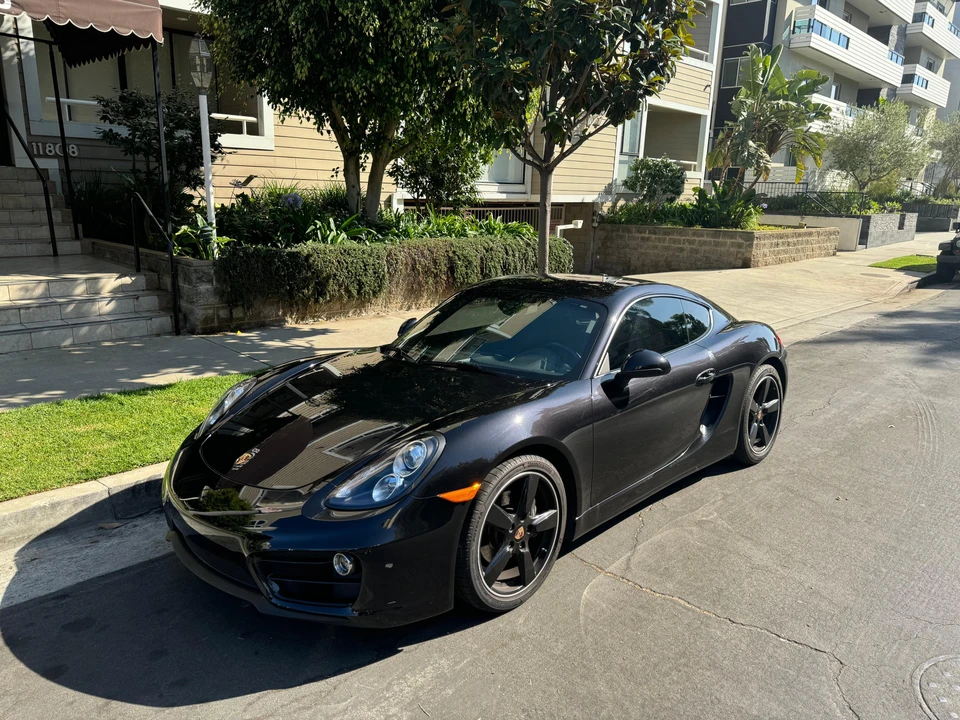 2014 Porsche 981 Cayman - Image 8 of 31