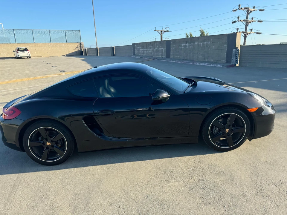 2014 Porsche 981 Cayman - Image 25 of 31