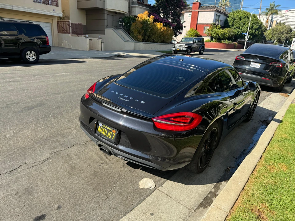 2014 Porsche 981 Cayman - Image 13 of 31