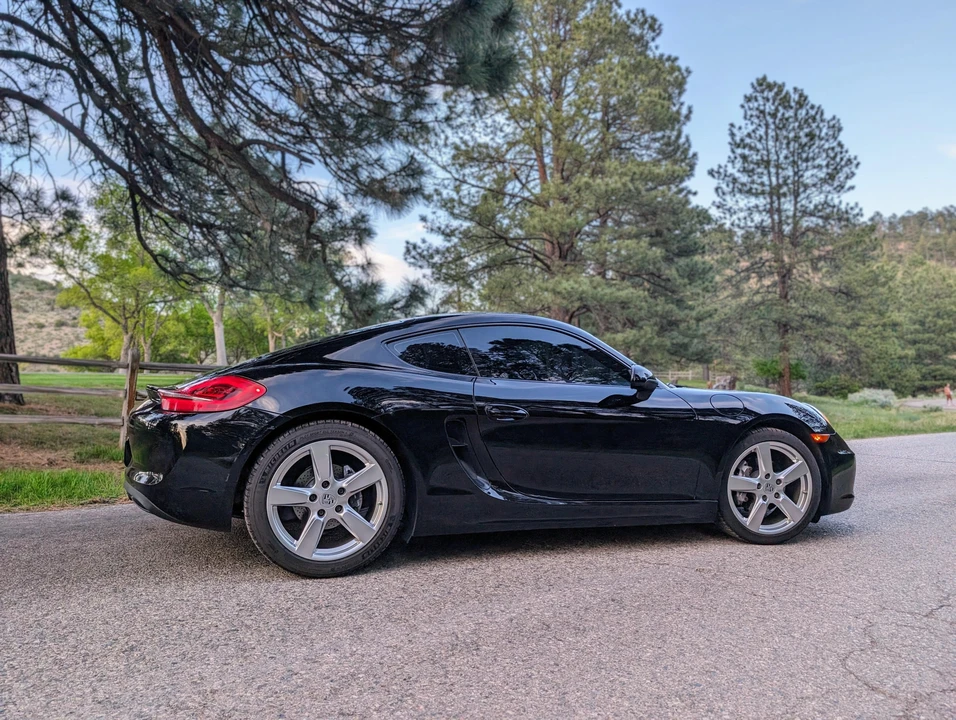 2014 Porsche 981 Cayman - Image 16 of 31