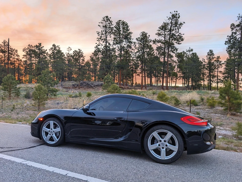 2014 Porsche 981 Cayman - Image 10 of 31
