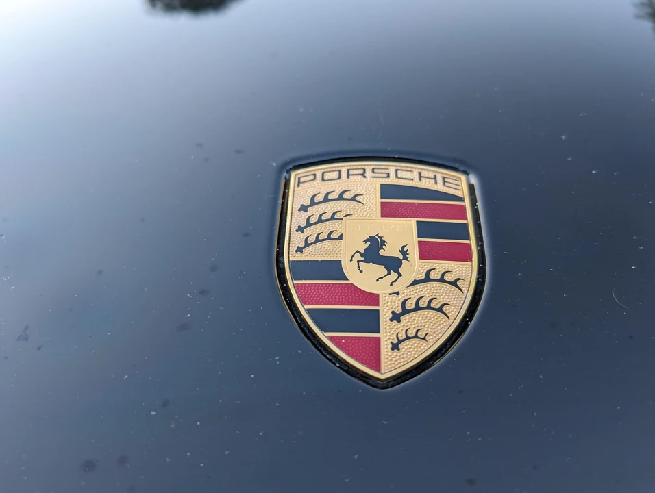 2014 Porsche 981 Cayman - Image 25 of 31