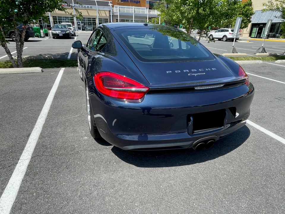 2014 Porsche 981 Cayman - Image 10 of 31