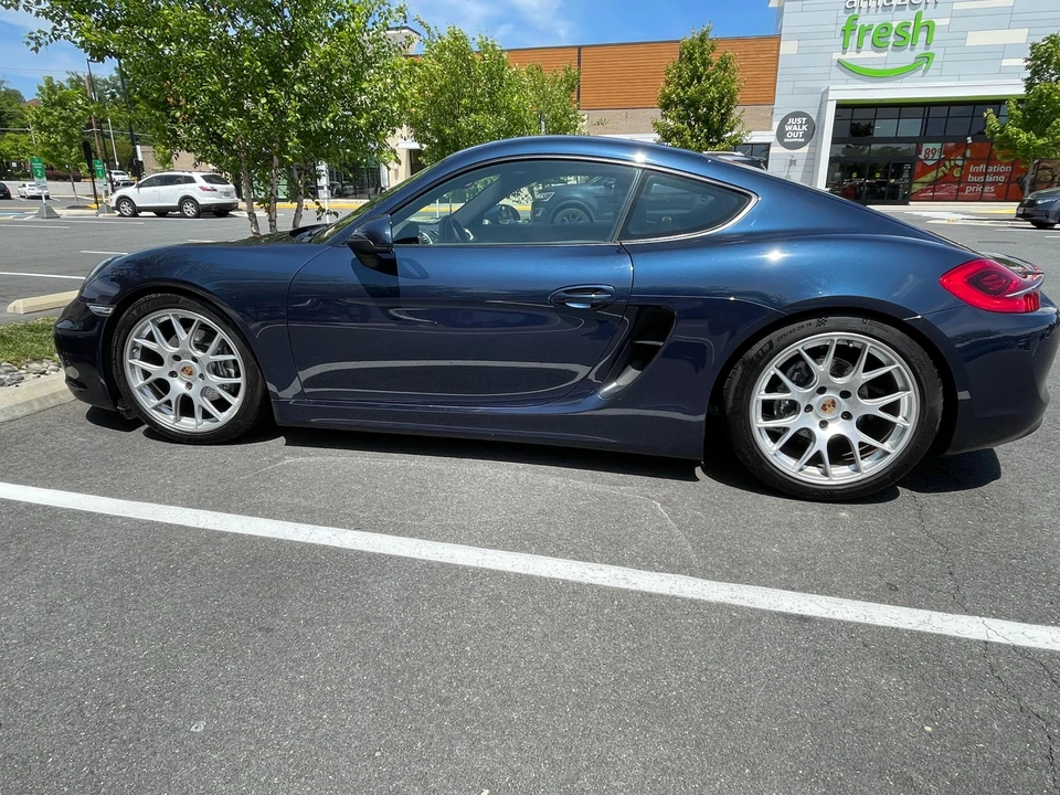 2014 Porsche 981 Cayman - Image 7 of 31