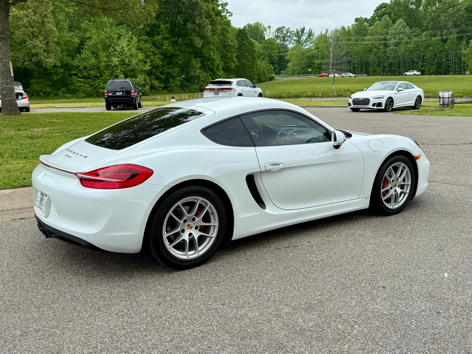 2014 Porsche 981 Cayman - Image 16 of 31