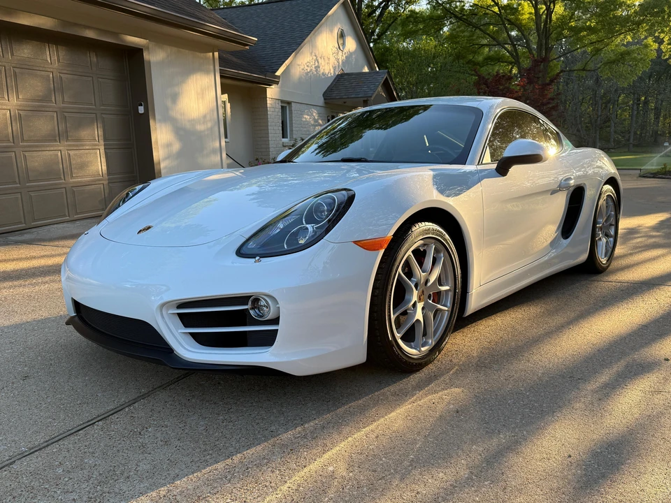 2014 Porsche 981 Cayman - Image 24 of 31
