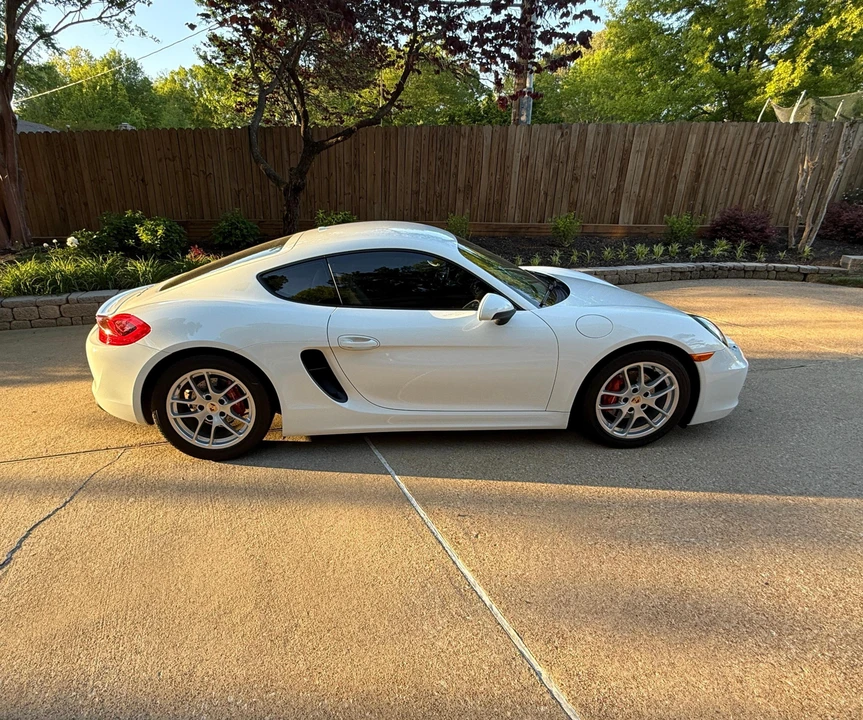 2014 Porsche 981 Cayman - Image 29 of 31