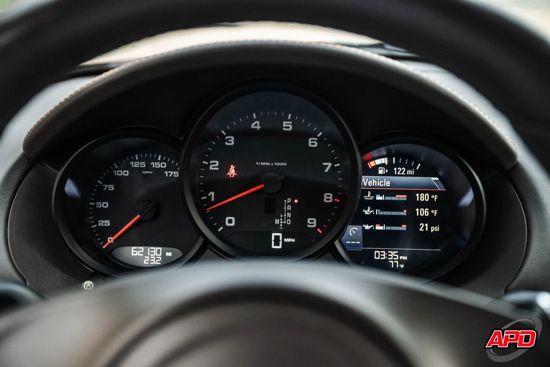 2014 Porsche 981 Cayman - Image 6 of 12