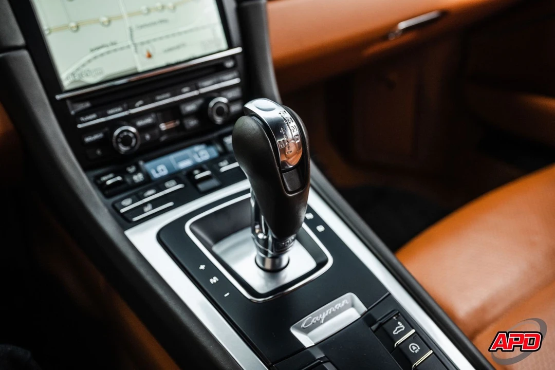 2014 Porsche 981 Cayman - Image 9 of 12