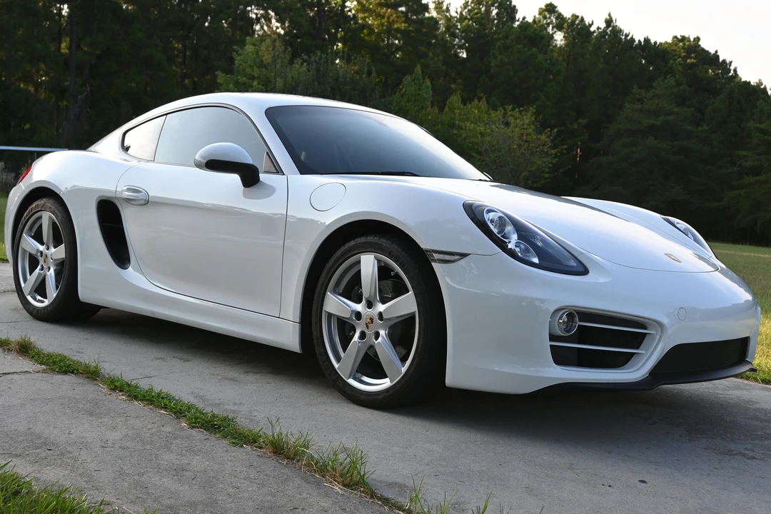 2014 Porsche 981 Cayman - Image 10 of 31