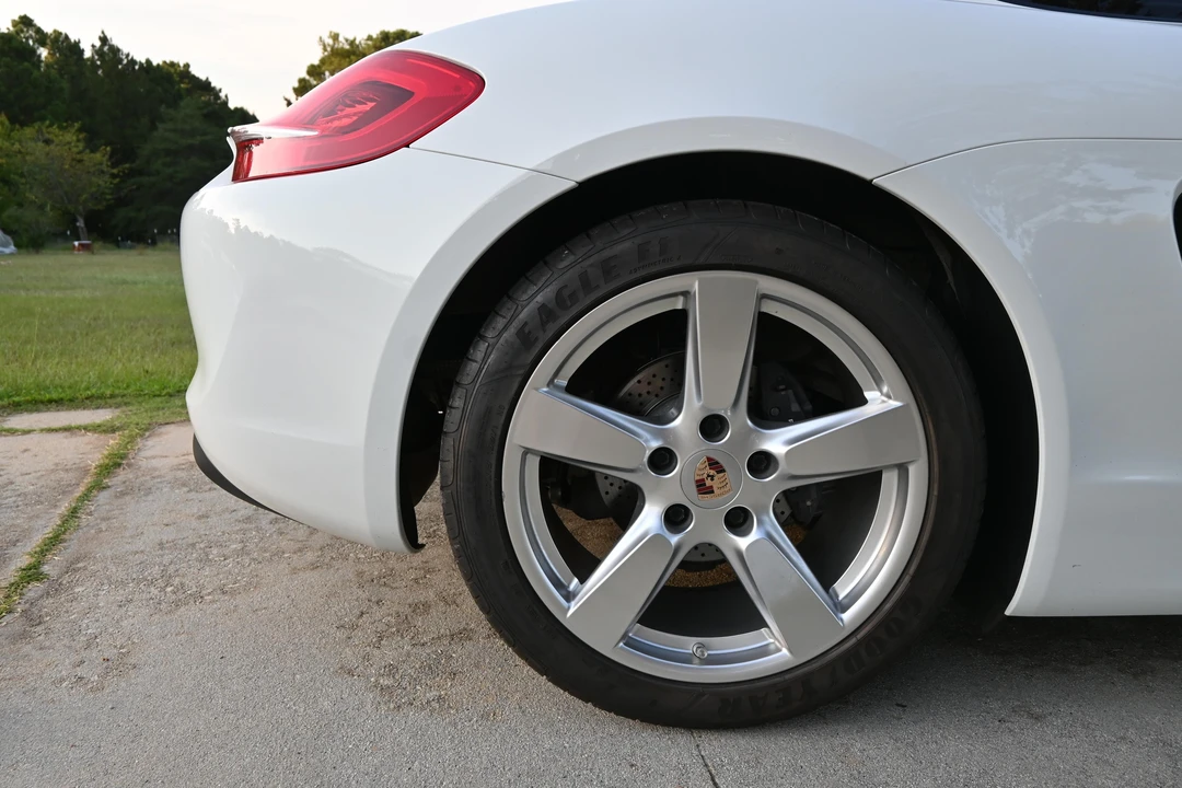 2014 Porsche 981 Cayman - Image 25 of 31