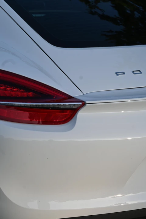 2014 Porsche 981 Cayman - Image 18 of 31