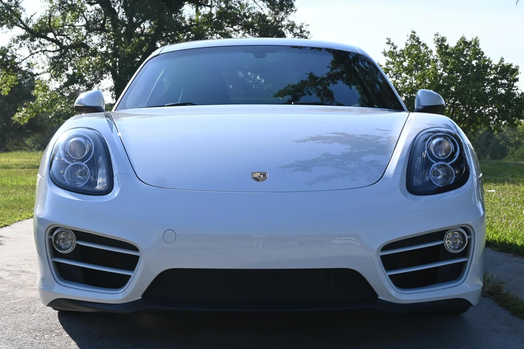 2014 Porsche 981 Cayman - Image 2 of 31