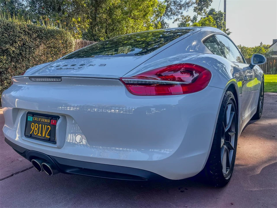 2014 Porsche 981 Cayman - Image 13 of 31