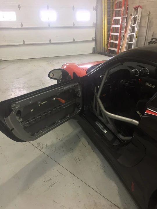 2014 Porsche 981 Cayman - Image 6 of 15