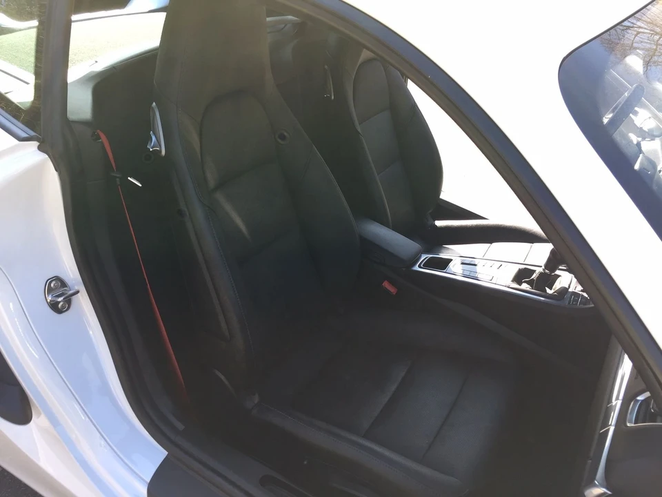 2014 Porsche 981 Cayman - Image 6 of 12